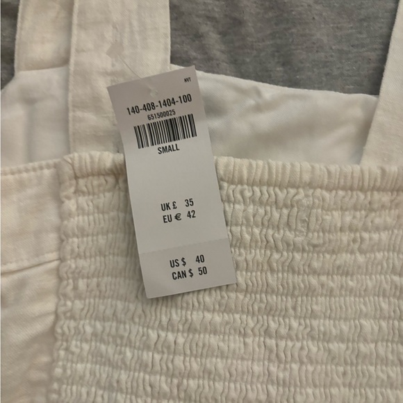 White crop top - Picture 2 of 3